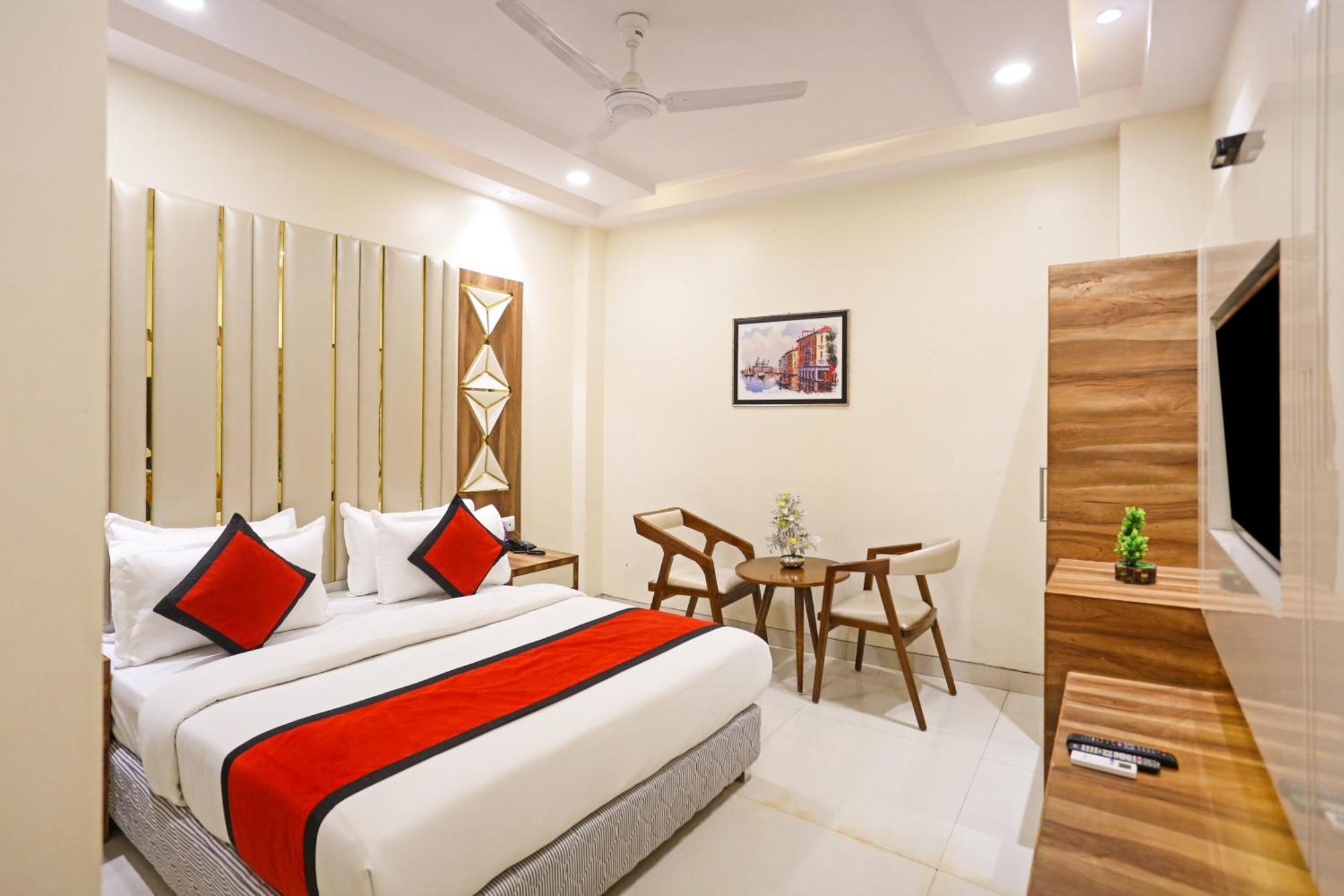 Hotel Worth Newly Bulit - Új-Delhi Kültér fotó